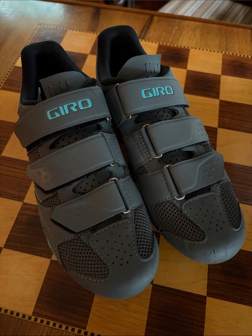 Giro Women's Gray Cycling Shoes with Teal Logo - Triple Strap